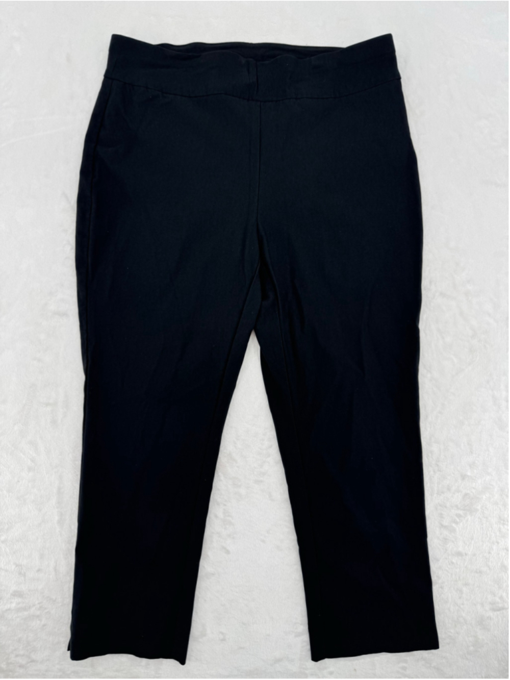 Chico's Black So Slimming Cropped Pants Pull On Casual Minimalist Size 1P/8P
